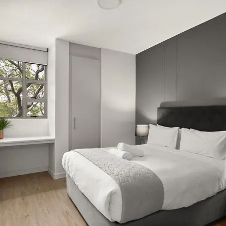 Easy Stay - The Median Rosebank Johannesburg Exterior photo
