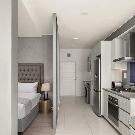 Easy Stay - The Median Rosebank Johannesburg Exterior photo