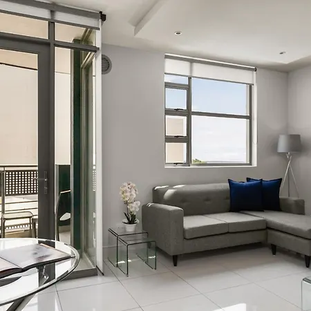 Easy Stay - The Median Rosebank Johannesburg Exterior photo