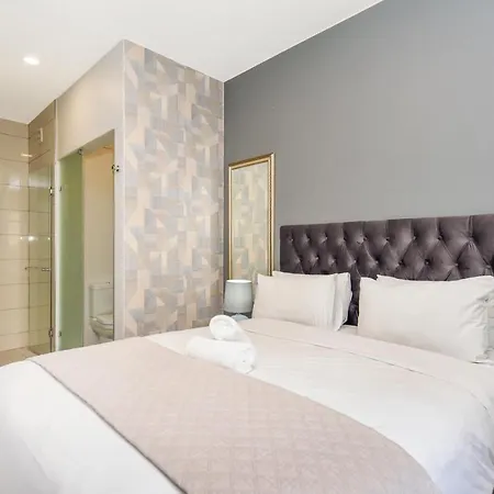 Easy Stay - The Median Rosebank Johannesburg Exterior photo