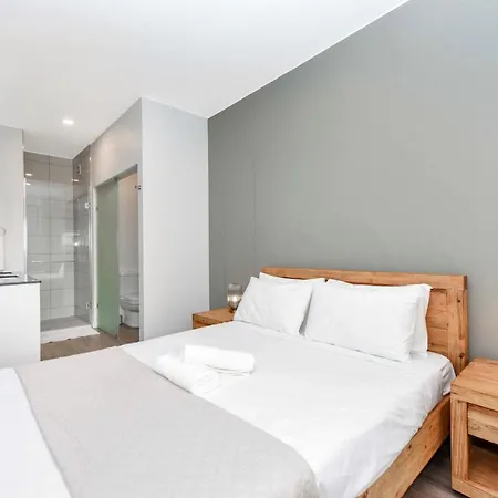 Easy Stay - The Median Rosebank Johannesburg Exterior photo