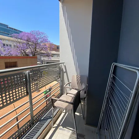 Easy Stay - The Median Rosebank Johannesburg Exterior photo