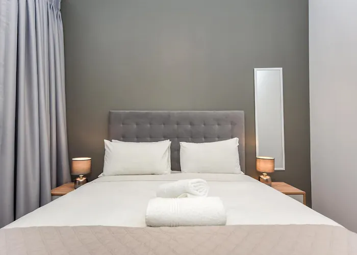 Easy Stay - The Median Rosebank