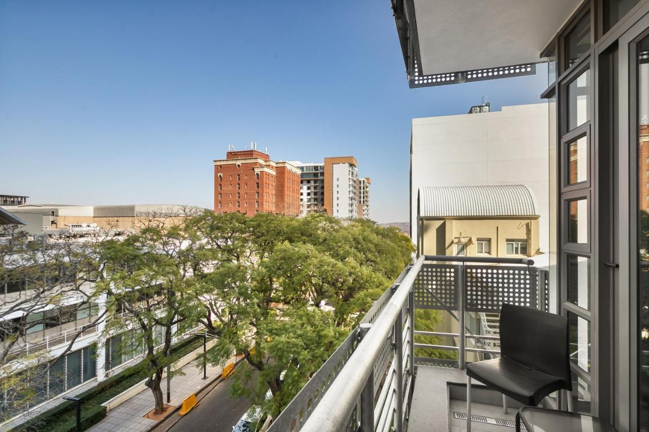 Easy - The Median Rosebank Apartamento