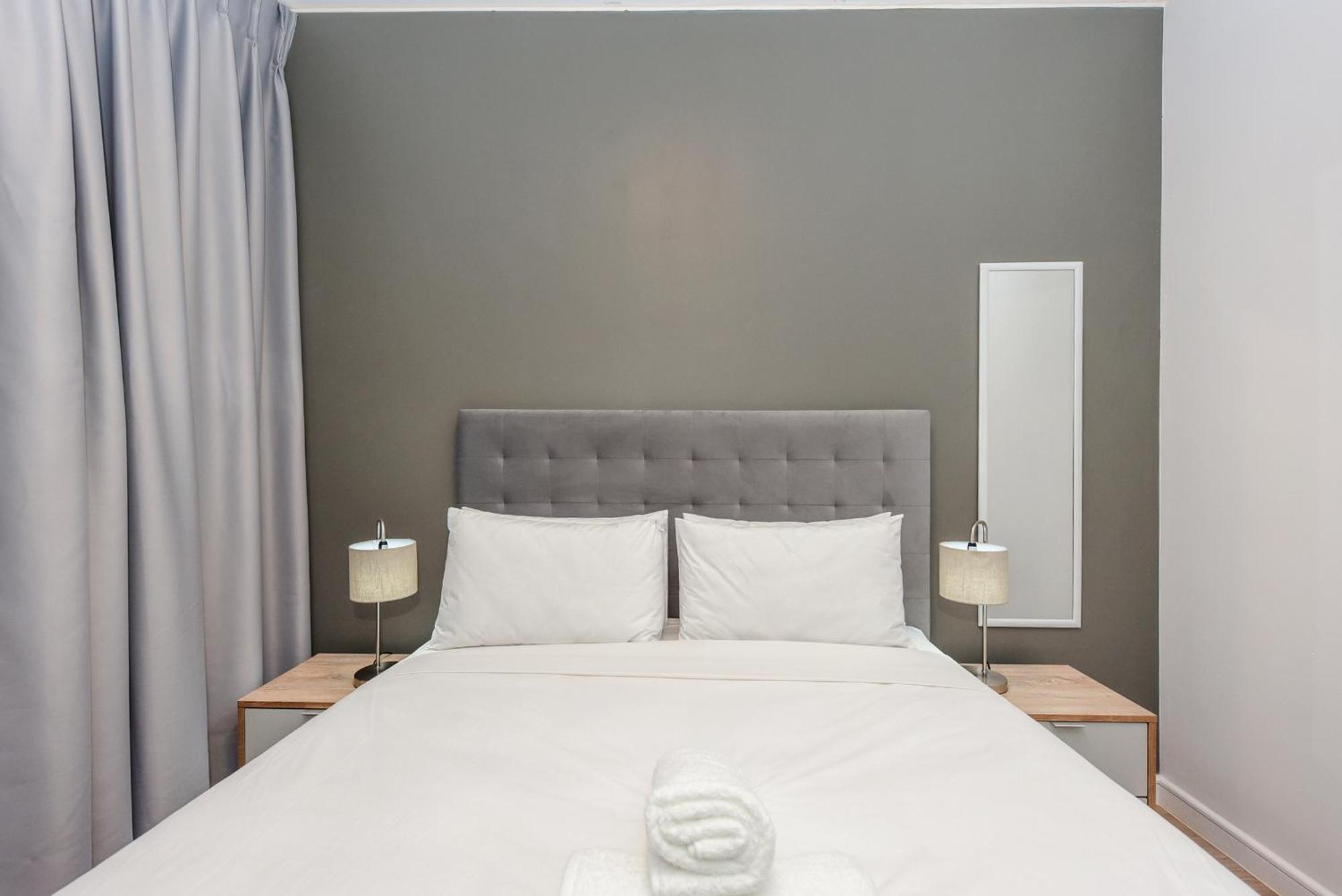 Easy - The Median Rosebank Joanesburgo